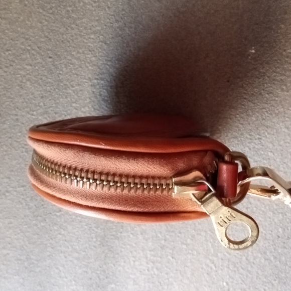 RARE! Vintage Dooney & Bourke AWL Black Big Duck Coin Purse Wristlet. - Picture 4 of 7